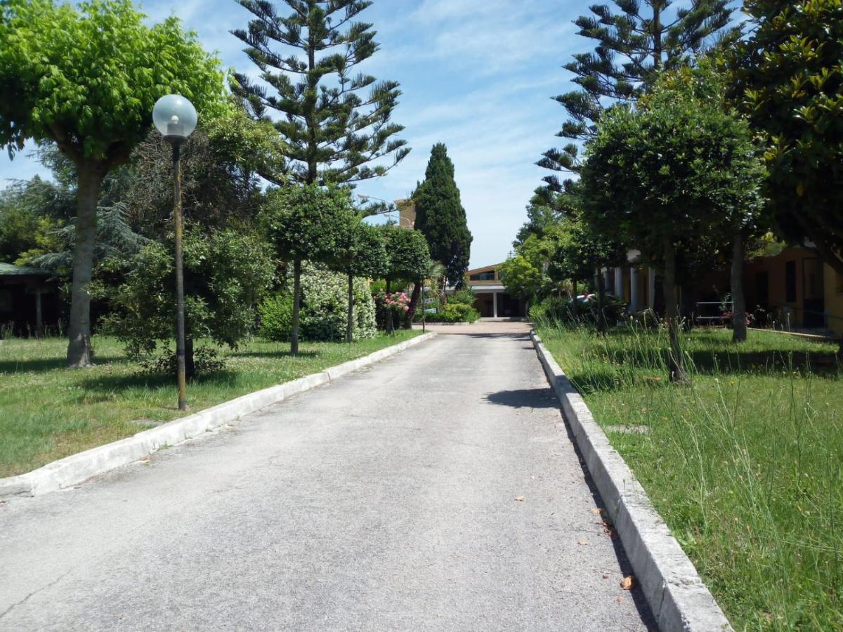 Hotel Mercede 2 San Felice Circeo Exterior foto