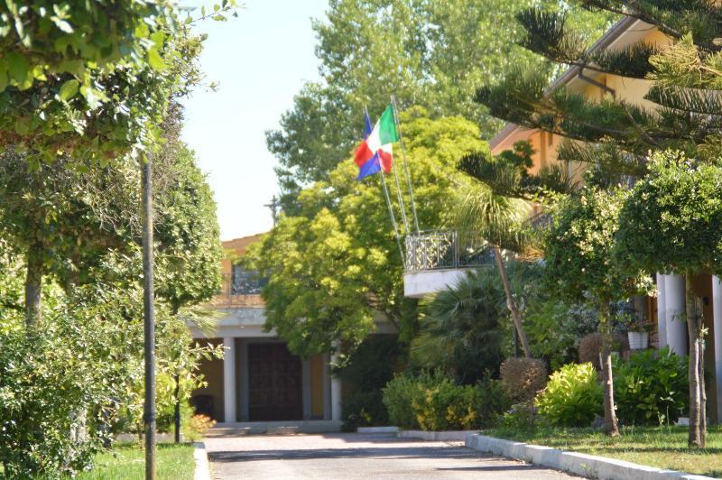 Hotel Mercede 2 San Felice Circeo Exterior foto