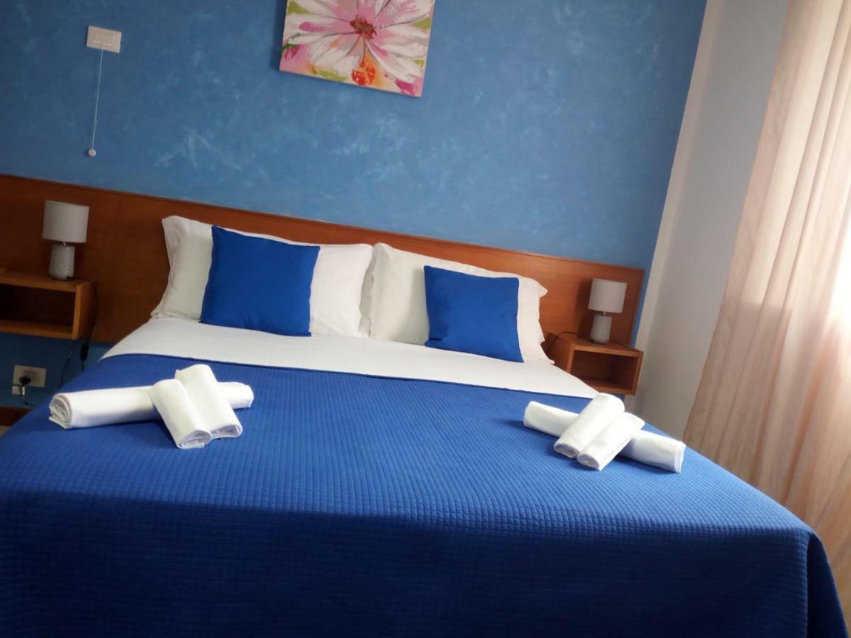 Hotel Mercede 2 San Felice Circeo Exterior foto