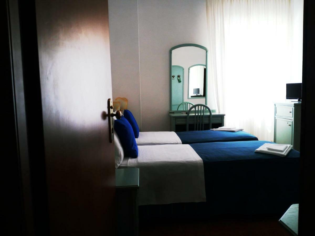 Hotel Mercede 2 San Felice Circeo Exterior foto
